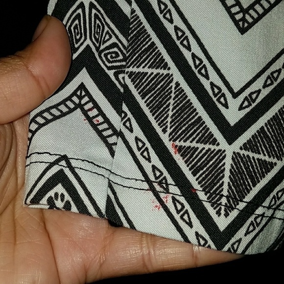 LA Heart Chevron Patterned Pants with Zippers - Picture 3 of 3